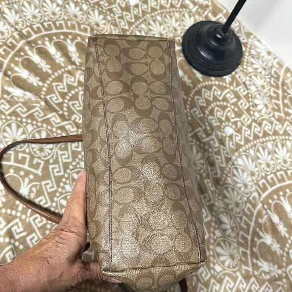 - Coach Brown Signature Tote - Picture 7 of 16